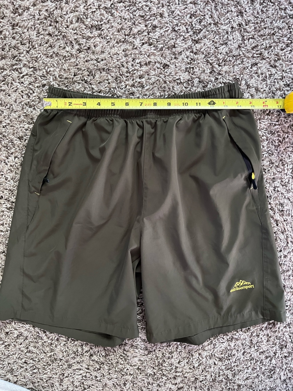 Outdoor Sport Mens Olive Green Athletic Hiking Shorts Zipper Pockets Size 34